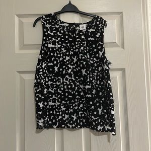 CAbi sleeveless top size Medium